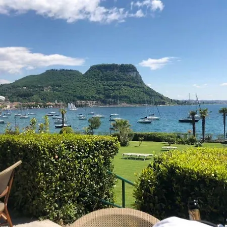 Holiday home Gardavilla Limoni Am See